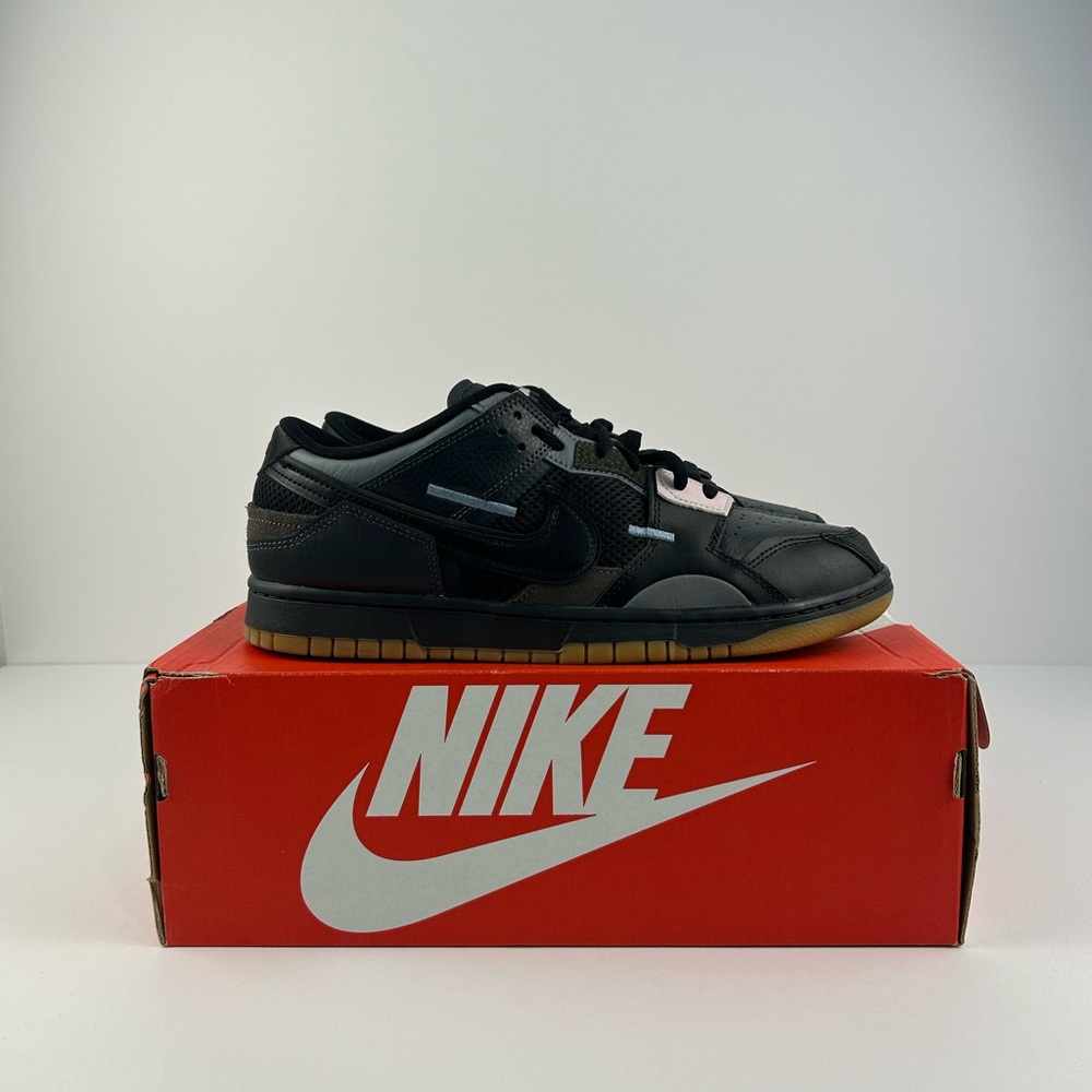 Nike Men's Black Sneakers